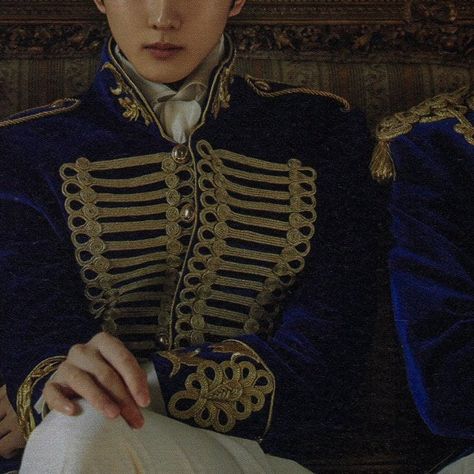 Medieval Clothing Royal, Anatole Kuragin, Royal Core Aesthetic, Shannon Hale, Fable 3, Guys Aesthetic, Prince Aesthetic, Lady Aesthetic, Nikolai Lantsov