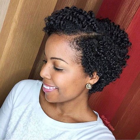 33 Innovative Flat Twists Styles For Short Hair Twist Out Hairstyles, Natural Twist Out, Flat Twist Styles, Twist Out Styles, Short Hair Twist Styles, Flat Twist Out, Out Hairstyles, Cabello Afro Natural, Short Twists