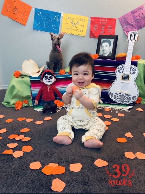 Disney Baby Photoshoot, Themed Baby Photoshoot, Mexican Themed Maternity Shoot, Coco Photoshoot, 5 Month Old Halloween Photoshoot, Coco Bath Photoshoot Baby, 8 Month Halloween Photoshoot, Monthly Photoshoot, Coco Party