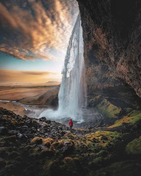 Nat Geo Life | 📍Seljalandfoss | Facebook Iceland Nature, Seljalandsfoss Waterfall, Skogafoss Waterfall, Waterfall Pictures, Waterfall Photo, Iceland Waterfalls, Virtual Travel, Waterfall Photography, Iceland Travel