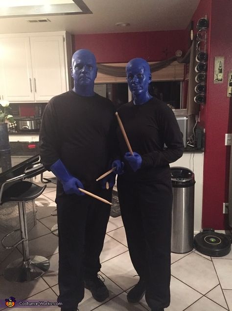 Blue Man Group Costume Blue Man Group Costume, Costumes For Couples, Blue Man Group, Homemade Costume, Costume Works, Holloween Costume, Black Sweats, Homemade Costumes, Halloween Costume Contest