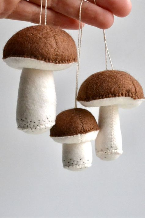 $39 Sewing Mushroom, Mushroom Ornaments Diy, Mushroom Christmas Decor, Felt Mushroom Pattern, Mushroom Ornaments, Felting Mushrooms, Felt Mushroom Ornament, Textile Mushrooms Diy, Felt Mushroom Garland