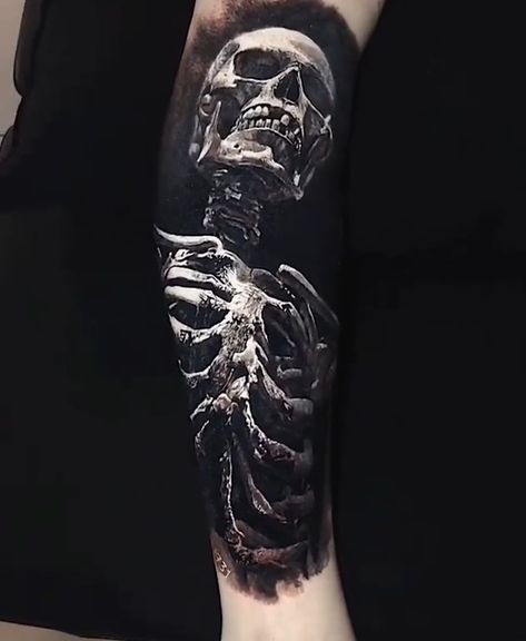 Pile Of Skulls Tattoo, Realistic Skull Tattoo, Eliot Kohek, Human Skull Drawing, Violin Tattoo, Pile Of Skulls, Skulls Tattoo, Realistic Skull, Tattoo Pics