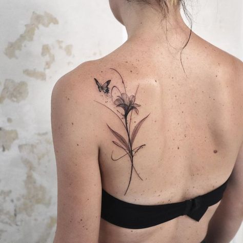 Xray Butterfly Tattoos, X Ray Butterfly Tattoo, Butterfly In Motion Tattoo, Side Of Body Tattoo, Xray Tattoo Ideas, Rose Tattoo Back, Stippling Tattoo, Floral Back Tattoos, Lily Tattoo Design