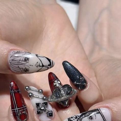 Helene Nishida-Ramsøe on Instagram: "Aaaah I enjoyed these Nana nails soooo much!! Would just look at my nails and grin from time to time 😌

These nails also led me to wear almost only punk or black clothes for a couple of weeks, definitely something I wanna do again.
This week started with a new set of nails (that I will share with you someday) and a new aesthetic👍

Thank you @aoinails !

#tartannails #nananails #animenails #punknails" Nana Inspired Nails Anime, Misa Amane Nails, Hunter X Hunter Nails, Nana Nails, Anime Nails, Punk Nails, New Set, Nail Inspo, Cute Nails