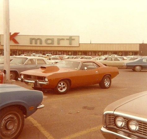 Plymouth Cuda '70's Era K Mart Parking Lot 70s Muscle Cars, Vintage Muscle Cars, Vintage Muscle, Us Cars, American Muscle Cars, Classic Cars Muscle, Travel Memories, Wonderful Images, The Good Old Days