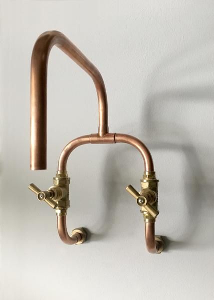 Copper Pipe Taps, Baie Vintage, Small Holding, Urban Industrial Decor, Copper Faucet, Copper Taps, Copper Bathroom, Passive House, Copper Pipe