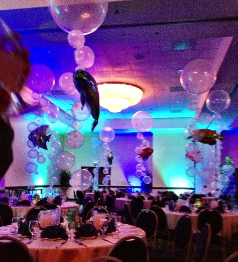 Under the Sea balloon ballroom decor Jellyfish Balloons, Atlantis Party, Fish Balloons, Carpet Ball, Ballroom Decor, Under The Sea Theme Party, Sea Theme Party, Green Lighting, Under The Sea Decorations