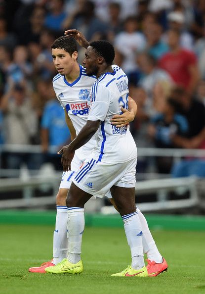 Marseille 4 Nice 0 in Aug 2014 at Velodrome Stade. Abdelaziz Barrada celebrates the 4th goal for Marseille in French Ligue 1. Zidane Manager, Rihanna World Cup 2014, Football 2000s, Zidane Ballon D'or, France National Football Team, Running, Celebrities