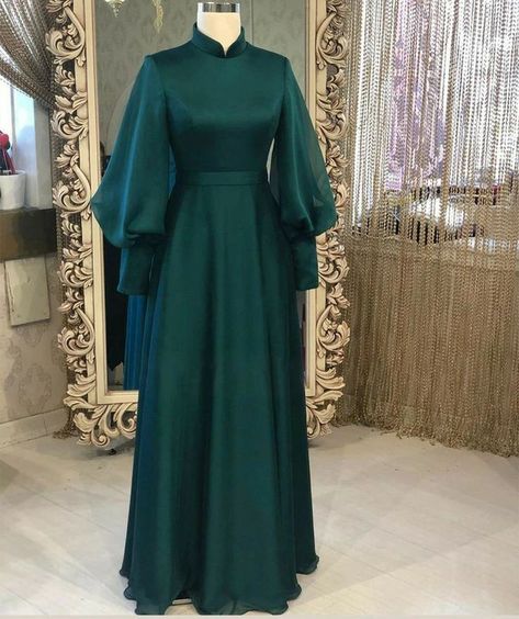 Modest Silk Dress Ideas, Hijabi Silk Dress, Elegant Dress Designs, Gamis Silk, Dress Muslim Modern, Elegant Silk Dresses, Islamic Fashion Dresses, Hijab Dress Party, Fashion Dresses Formal