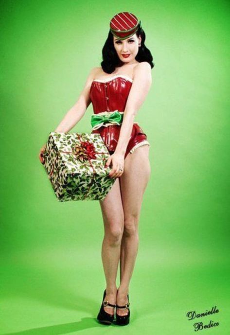 Christmas Pinups | Tattoo Ideas, Artists and Models Dita Von Tease, Sourpuss Clothing, Pin Up Photos, Modern Pin Up, Artists And Models, Pin Up Photography, Retro Pin Up, Dita Von, Vintage Pin Up