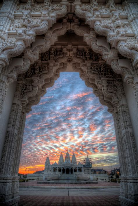 HDR photo of BAPS Shri Swaminarayan Mandir - Houston at sunset- in Stafford, Texas Hindu Mandir, Temple India, Indian Temple Architecture, Temple City, Ancient Indian Architecture, What A Wonderful World, Temple Architecture, Indian Architecture, Wallpaper Gallery