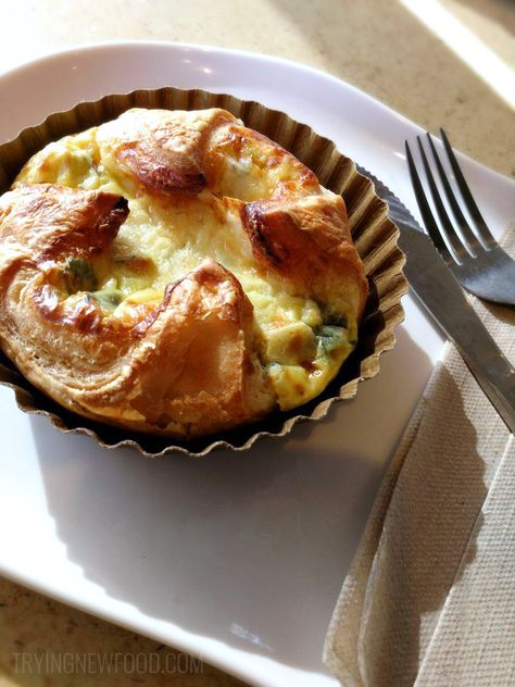 Spinach & Artichoke Panera soufflé Panera Breakfast Souffle Recipe, Panera Egg Souffle Recipe, Panera Bread Breakfast, Panera Souffle, Panera Breakfast, Breakfast Souffle, Egg Souffle, Panera Recipes, Souffle Recipe