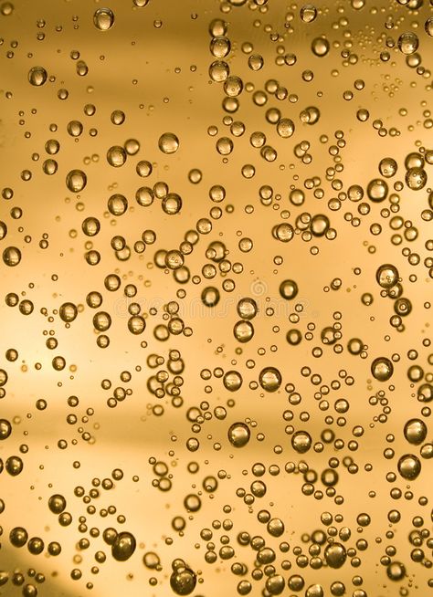 Champagne Bubbles Background, Drink Advertising Photography, Beverage Photography Ideas, Skincare Texture, Bubbles Background, Aurora Wallpaper, Abstract Bubbles, Bubble N, Bubbles Photography