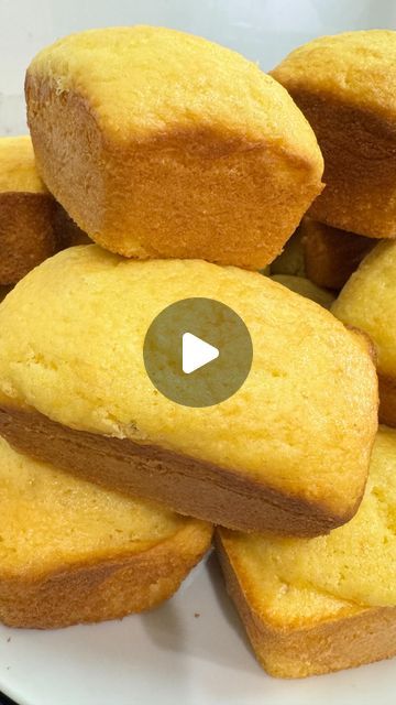 Lauren Bower on Instagram: "Boston Market 🪦 cornbread recipe! Comment “recipe” to get it sent to your inbox!" Boston Market Cornbread Recipe, Boston Market Cornbread, Boston Market, Cornbread Recipe, Corn Bread Recipe, Bread Dough, Soul Food, Cornbread, Get It