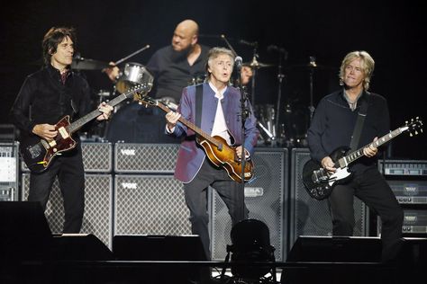 Paul Mccartney Concert, Vintage Bass, Yellow Submarine, Music Guitar, Ringo Starr, George Harrison, Paul Mccartney, Oklahoma City, John Lennon