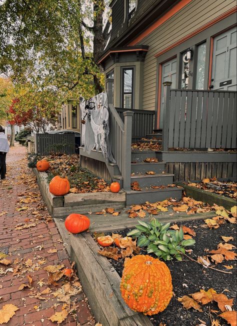 Fall In Boston, Boston Massachusetts, Colonial House, In Boston, Massachusetts, Boston, Halloween