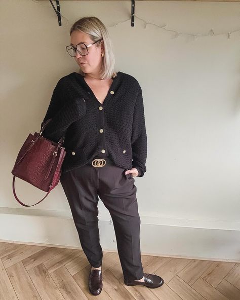 It’s a black & gold thing. Cardigan, Trousers, Loafers, Belt & Earrings are all @evansclothing Gifted #smartcasual #workwear #bodypositive #thickgirlpride #girlgang #womensupportingwomen #loveyourself #loveyourbody #plussizeoutfits #plussizelife #plussizetiktok #midsize #evansclothing #uksize20 #size20 #evans #evansclothing #gifted #outfitideas #outfitinspiration #workwearfashion Workwear Fashion, Loving Your Body, Girl Gang, Women Supporting Women, Smart Casual, Body Positivity, A Black, Size 20, Plus Size Outfits