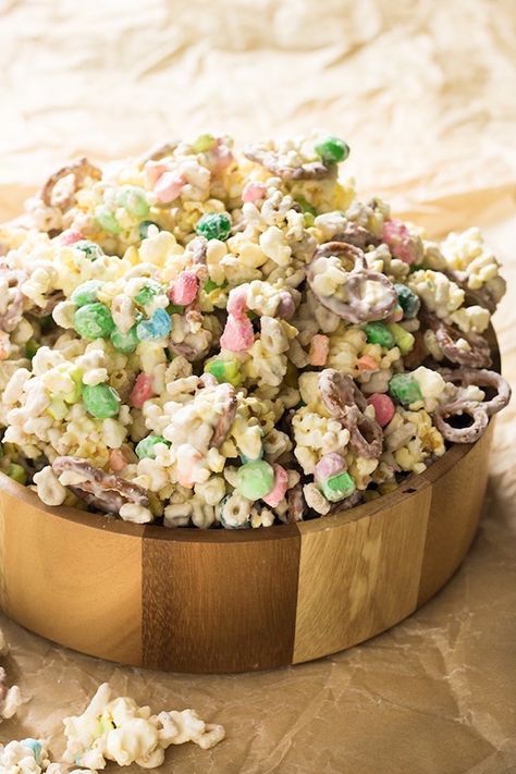 Lucky Charm Snack Mix! Easy Snack Mix, Buttery Popcorn, The Salty Marshmallow, Salty Marshmallow, Melted White Chocolate, Lucky Charms Cereal, Snack Mix Recipes, Chex Mix, Lucky Charms