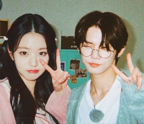 Yeonjun And Wonyoung Edit, Wonyoung And Yeonjun, Kpop Ship Edits Pics, Kpop Ship Edits, Kpop Ship, Kpop Ships, Couple Friends, Kpop Couples, Choi Yeonjun