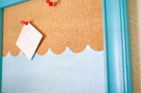 Beachy Painted Corkboard, painted corkboard, painting corkboard, paint cork board, shape tape, frog tape, easy diy projects Painted Cork Board Ideas, Paint Cork Board, Painted Bulletin Board, Painting Corkboard, Painted Cork Board, Paint Cork, Diy Cork Board, Cork Bulletin Boards, Shape Tape