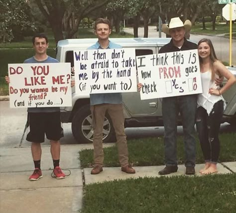 this is perfect Cute Hoco Proposals, Cute Promposals, Dance Proposals, Country Prom, Promposal Ideas, Prom Posters, Prom Proposals, Cute Homecoming Proposals, Country Relationship Goals