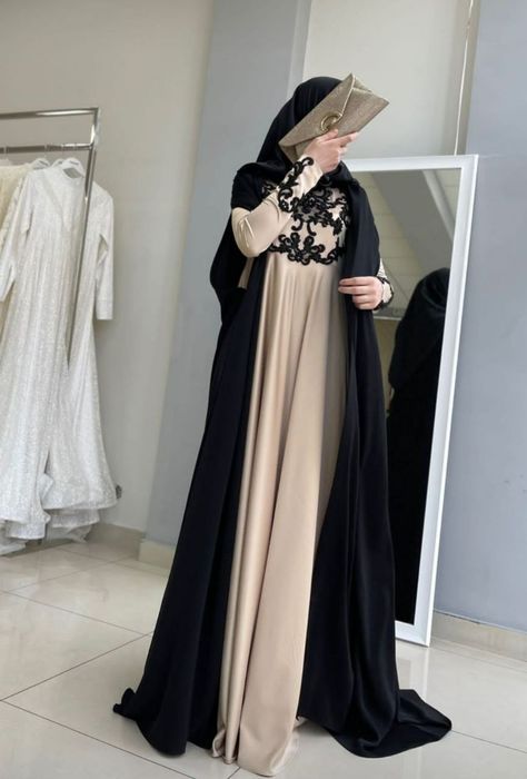 Abaya Colour Combination, Wedding Abaya Design, Party Wear Abaya, Burkha Design, Muslim Fashion Abayas, Bridal Abaya, Islamic Modest Fashion, Fall Poncho, Muslim Evening Dresses