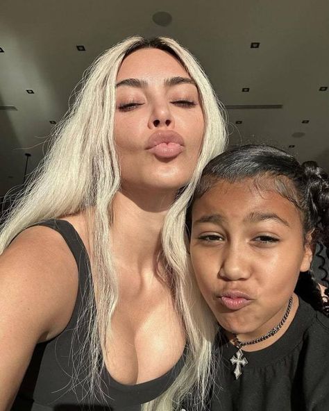 North West Kim Kardashian, Kim Kardashian Eyebrows, Kim Kardashian And North, Kim And North, Kissy Face, Jenner Family, Kardashian Family, Kardashian Jenner, Kanye West