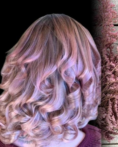 Highlights with a Violet Mauve overlay ❤️also check out the color photographed in different lighting❤️So PRETTY in All lighting💜#vancouverwashingtonsalon #beesambeauty #vancouverwashington #blondespecialist #blonde https://beesambeauty.com/hair-highlights-vancouver-wa/ Different Lighting, Vancouver Washington, Colour Photograph, Hair Highlights, So Pretty, Vancouver, Violet, Highlights, Blonde