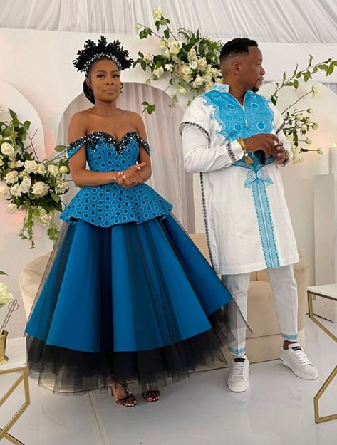 Shweshwe Bridal Dresses, Shoeshoe Traditional Wedding Dresses, Tswana Dresses Design, Setswana Traditional Dresses For Bride, Lobola Outfits Woman Dresses South Africa, Shweshwe Dresses South Africa Traditional Weddings, Zimbabwean Traditional Wear, Tswana Traditional Attire For Women, Leteisi Dress Patterns