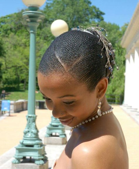 Tiny Weaving Hairstyles All Back, Side Plaits, Hairstyles For The Office, Natural Bridal Hair, Short Haircut Tutorial, Bride Hairstyles Updo, Yakoema Fashion, Latest Braided Hairstyles, Cornrow Braid Styles