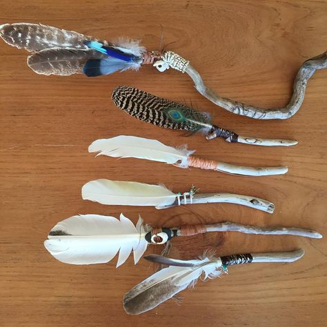 Feather Wand, Antler Projects, Sage Wands, Spirit Sticks, Hippie Crafts, Wand Magic, Pagan Crafts, Driftwood Projects, Cowgirl Dresses