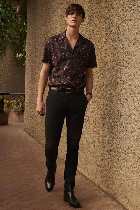 Men's 60s Fashion Trends You Should Wear Today (And How To Do It) Party Outfit Men Night, Men Night Out Outfit, What To Wear To A Club, Black Chinos Men, 60s Fashion Trends, Night Out Outfits, Party Outfit Men, Out Outfits, Night Club Outfits