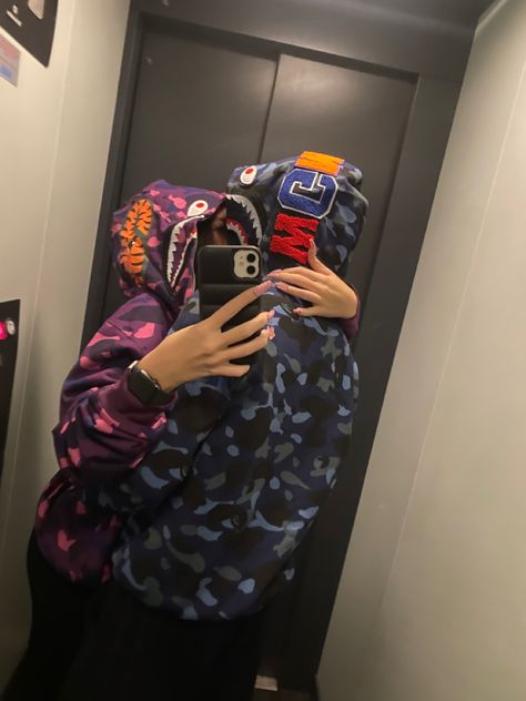 couple match outfit with bape hoodie. Bape Couple Matching, Bape Hoodie Couple Pics, Matching Bape Hoodies Couples, Matching Trapstar Couple, Couple Bape Hoodie, Bape Couples, Matching Bape Hoodies, Bape Hoodie Outfit, Matching Couple Things