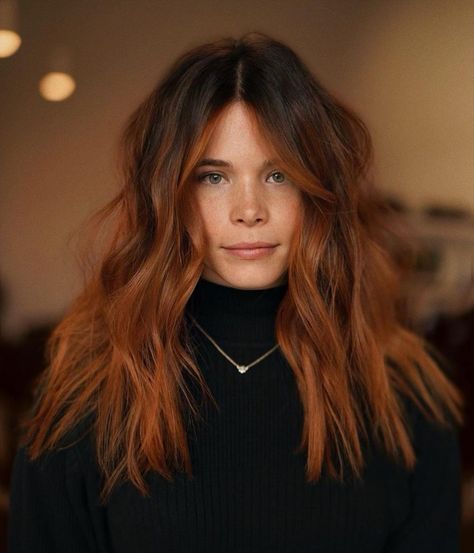 Cinnamon Hair With Shadow Root, Dark Roots With Copper Balayage, Cowboy Copper Dark Root, Cowboy Copper Brunette, Copper With Dark Roots Hair, Dark Rooted Copper Hair, Cowboy Copper Shadow Root, Balayage On Copper Hair, Cowboy Copper With Shadow Root