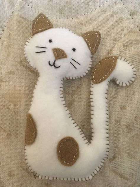 Felt Cat Pattern Templates, Felt Cat Template, Felt Cats Patterns, Felt Cat Patterns Free Templates, Felt Cat Ornament Pattern Free, Cat Felt Pattern, Felt Cat Pattern, Felt Patterns Free, Felt Cats