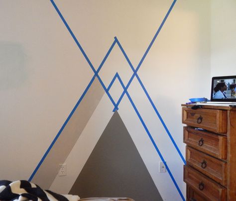 Painter’s-Tape Geometry – RAD House Design Painters Tape Design Wall, Painters Tape Wall, Painters Tape Design, Bedroom Paint Design, Geometric Wall Paint, Tape Wall, Tape Design, Diy Wall Painting, Room Wall Painting