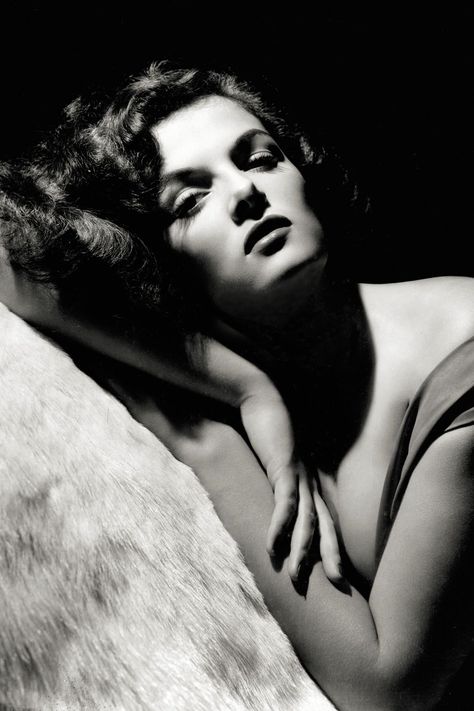 George Hurrell, Hollywood Vintage, Jane Russell, Vintage Hollywood Glamour, Glamour Vintage, Lana Turner, Turner Classic Movies, Jean Harlow, Classic Movie Stars