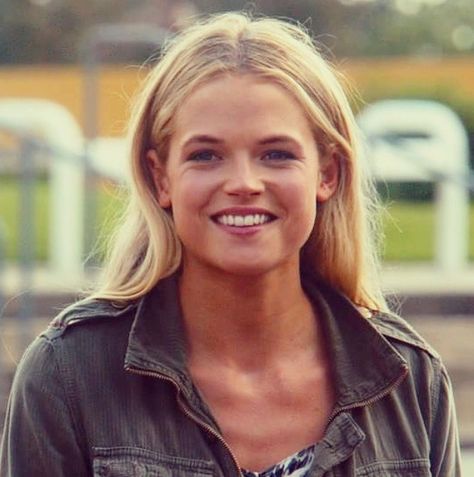 Gabriella Wilde.. Gabriela Wilde, Gabriella Wilde, Senior Pictures, Vampire Diaries, Blue Eyes, Blonde, Actresses, Actors, Models