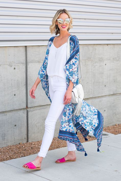 $17 kimono Casual Kimono Outfit, How To Wear Kimono, Look Kimono, Kimono Outfits, Kimono Outfit, Mode Kimono, Blue Kimono, Casual Kimono, Long Kimono