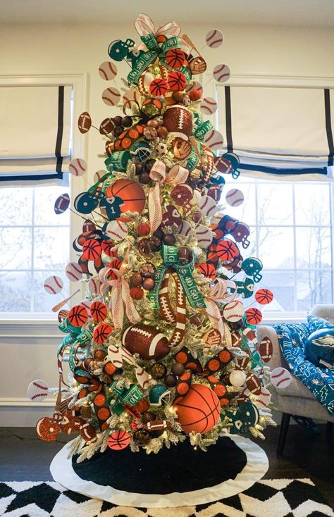 Phillies Christmas Tree, Sports Christmas Decorations, Sports Tree Christmas, Mens Christmas Tree, Sports Themed Christmas Tree Ideas, Christmas Tree Sports Theme, Football Tree Ideas, Christmas Sports Theme, Sports Theme Christmas Tree