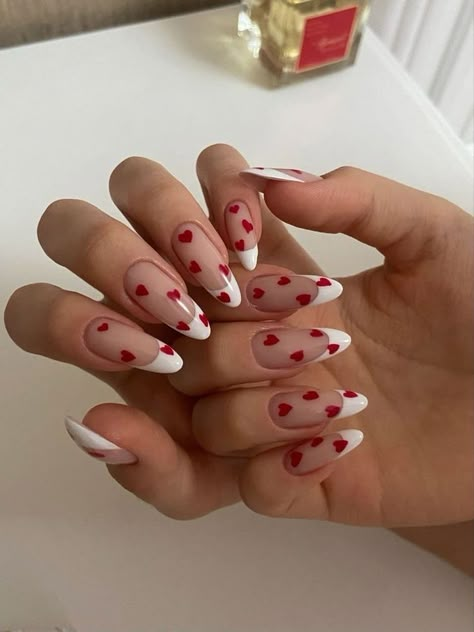 Oval Valentines Nails, Short Oval Nail Designs, Oval Nails, Nature Tattoos, Heart Nails, Fire Nails, Minimalist Nails, Chic Nails, Valentine's Day Nails