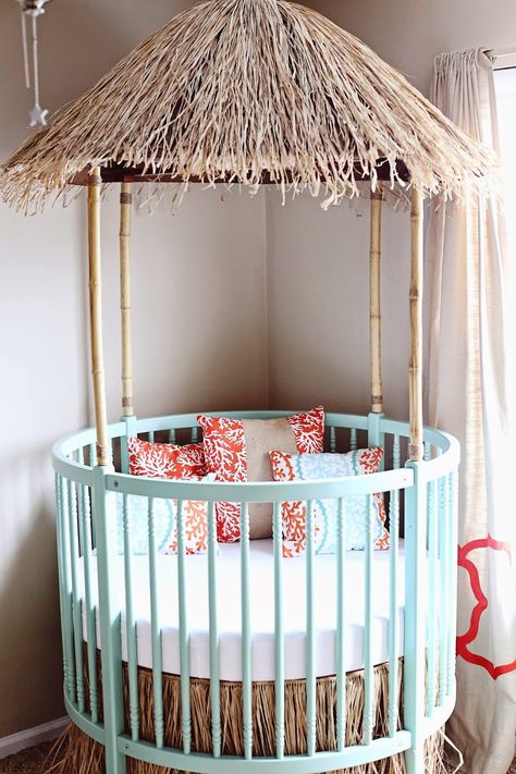 Awesome Tiki hut crib with mint green and orange accents. Tiki hut / surfer dude nursery Round Cribs, Baby Surf, Ocean Themed Nursery, Beach Nursery, Girl Nursery Themes, Tropical Nursery, Ocean Nursery, Tiki Hut