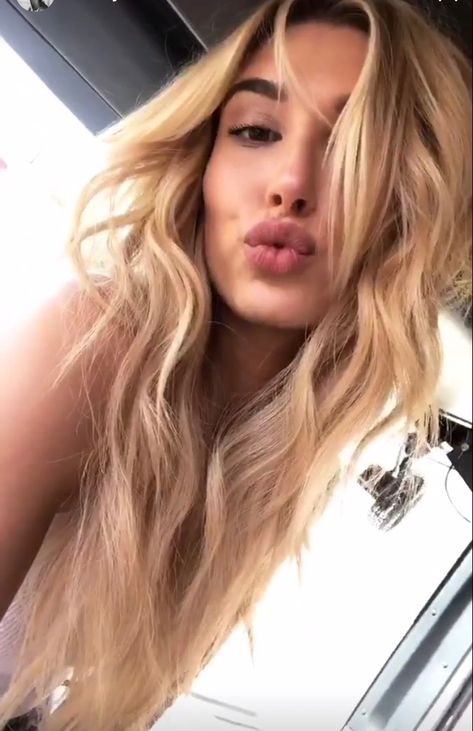 Hailey Baldwin Hair, Hailey Rhode Baldwin, Hairstyles List, Hailey Baldwin Style, Camila Morrone, Cali Girl, Hailey Baldwin, Hailey Bieber, Out And About