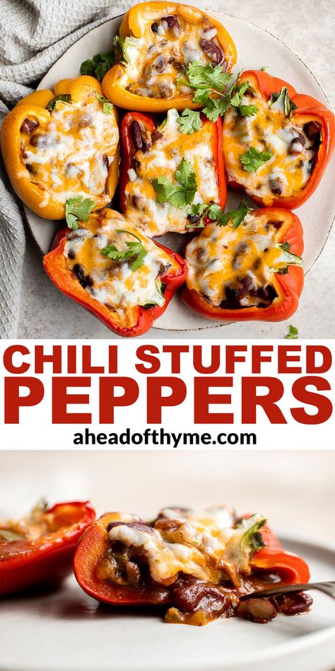 Chili Stuffed Peppers Chili Stuffed Peppers, Stuffed Peppers Oven, Leftover Chili Recipes, Slow Cooker Chili Beef, Stuffed Peppers With Rice, Leftover Chili, Easy Stuffed Peppers, Thyme Recipes, Hearty Chili