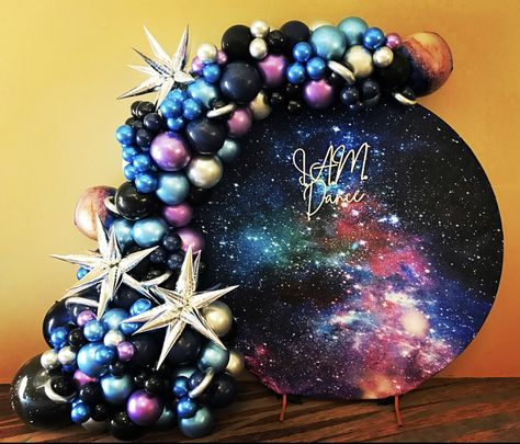 Galaxy Photo Backdrop, Galaxy Graduation Party, Galaxy Party Centerpiece, Galaxy Balloon Arch, Galaxy Quinceanera Theme, Galaxy Wedding Ideas, Galaxy Balloon Garland, Galaxy Centerpieces, Galaxy Wreath