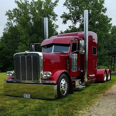 Peterbilt custom 379 Truck Driver Wife, Custom Peterbilt, Tractor Trailer Truck, Custom Big Rigs, Peterbilt 379, Show Trucks, Foose, Kenworth Trucks, Heavy Duty Trucks