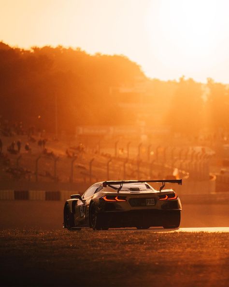 World Endurance Championship on Instagram: "We’ve never seen a Le Mans sunrise we didn’t like. 🌅 #WEC #LeMans24 #Motorsport" Wec Racing, Endurance Racing, Romantic Adventures, Man Photography, Sport Automobile, Man Wallpaper, Photography Wallpaper, Car And Driver, Racing Car