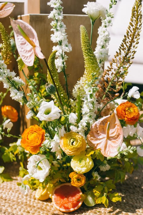 Citrus Inspired Wedding, Citrus Themed Wedding, Polynesian Wedding, Love Cocktail, Infused With Love, Orange Bouquets, Orange Wedding Flowers, Citrus Wedding, Themed Wedding Ideas