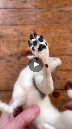 Felt Wolf, Wool Sculpture, Needle Felting Tutorials, Felting Tutorials, Grey Wolf, Felt Diy, Birdy, Needle Felting, Storytelling